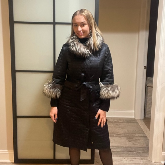 Quilted coat with fur trim size S - Picture 10 of 16